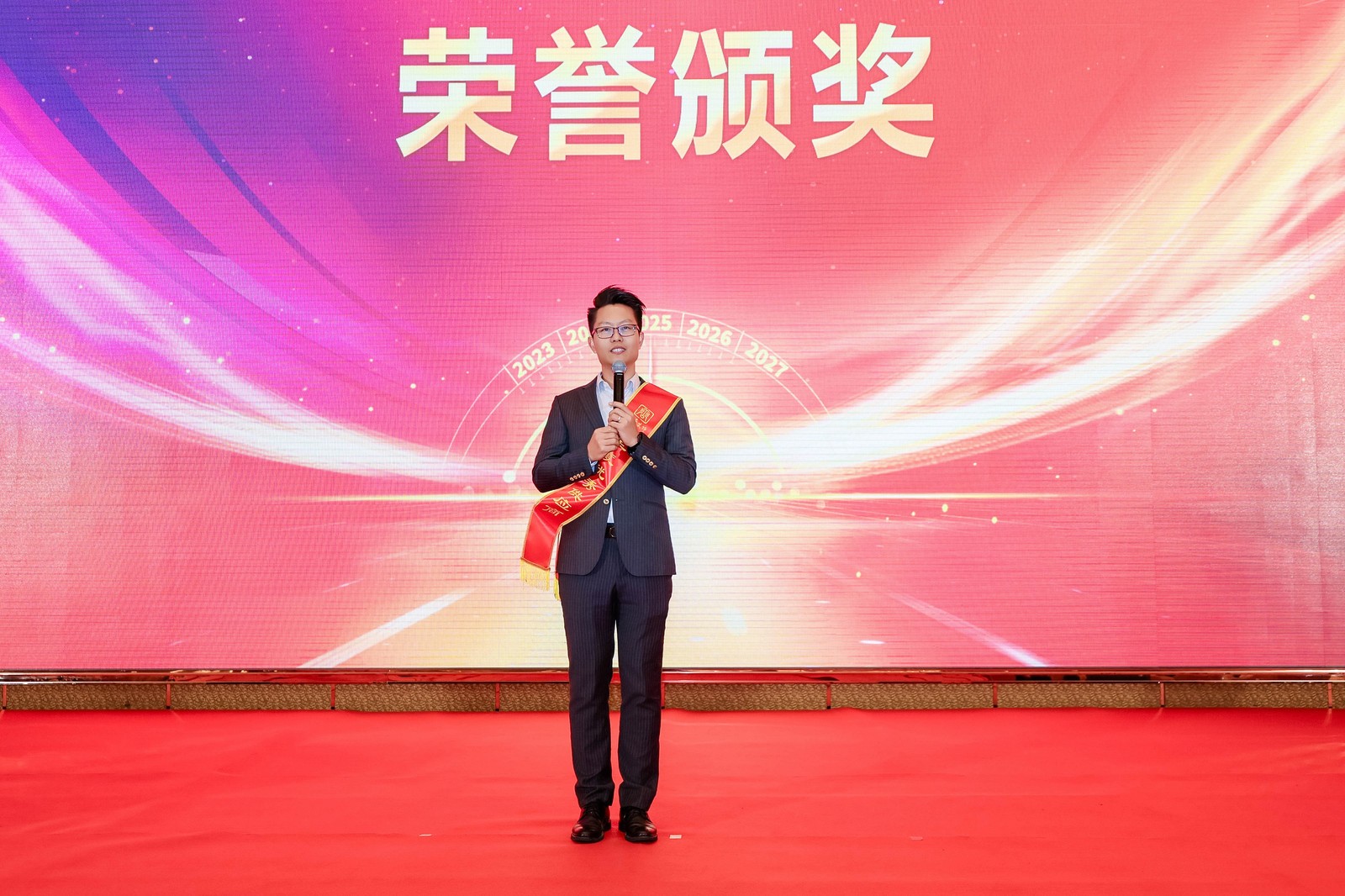優(yōu)秀供應(yīng)商代表講話—陳坤明.jpg